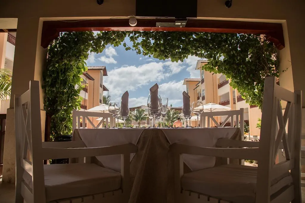 Los Flamencos Aparthotel Beach Club Байяибе